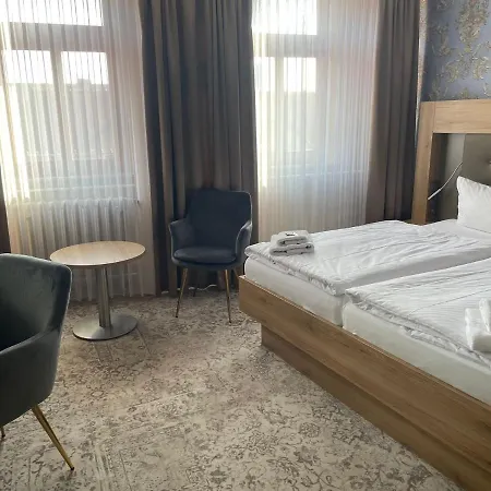 Schwarzer Adler Hotel 4*