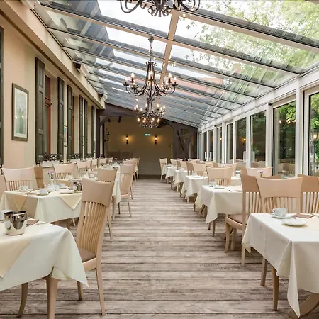 Schwarzer Adler Otel 4*