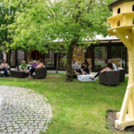 Schwarzer Adler Hotell 4*