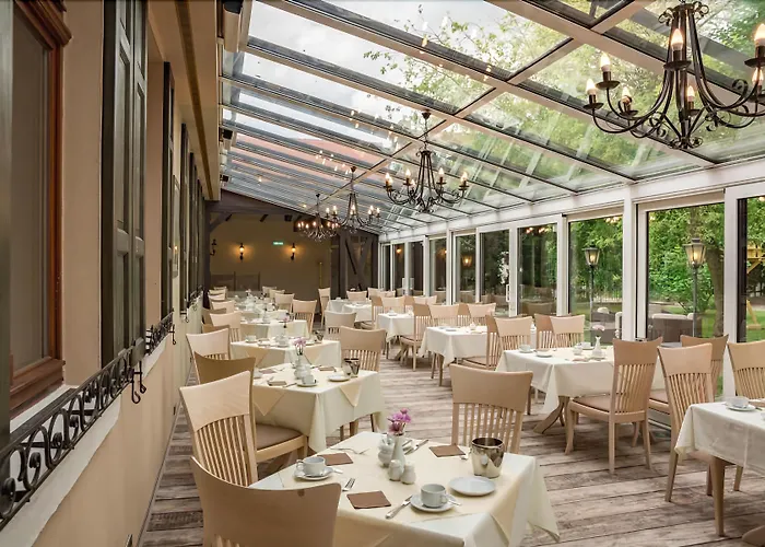 ホテル Schwarzer Adler Tangermünde