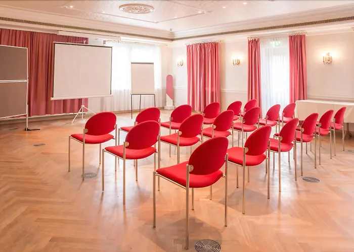 Schwarzer Adler Hotel 4*