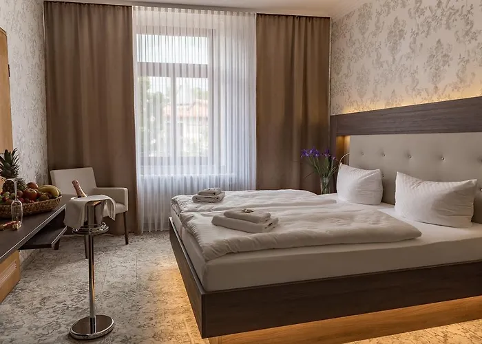 Hotel Schwarzer Adler 4*